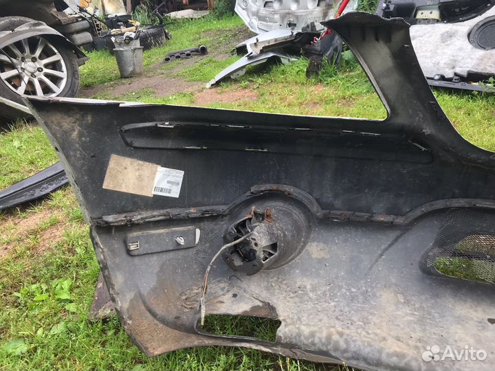 Бампер передний Chrysler Pacifica