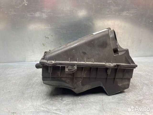 Корпус воздушного фильтра Volkswagen Bora