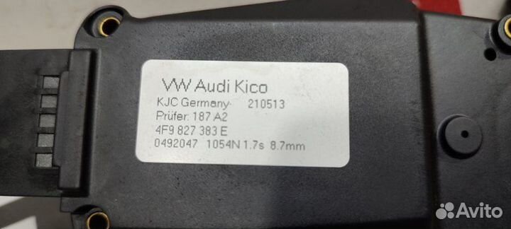 Доводчик двери багажника Audi Q5 8R cncd