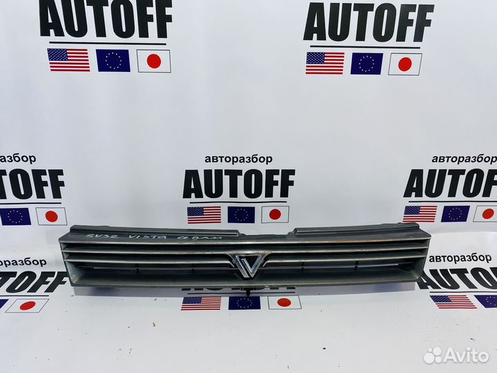 Решетка радиатора Toyota Vista SV30