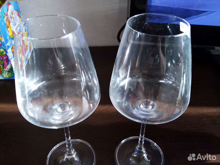 Стеклянные фужеры