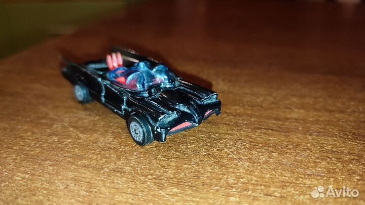 Коллекционные машинки Corgi Juniors Batmobile
