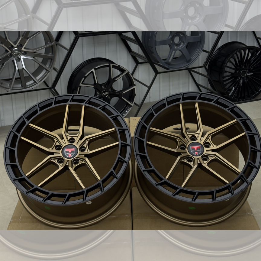 Литые диски Powcan 9×R20 5×114.3