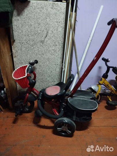 Детский велосипед с родительской ручкой