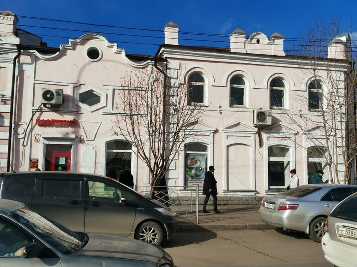 Торговая площадь, 217.3 м²