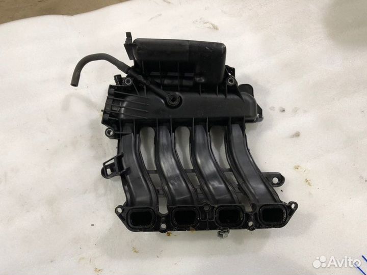 Коллектор впускной Renault Megane Scenic Laguna