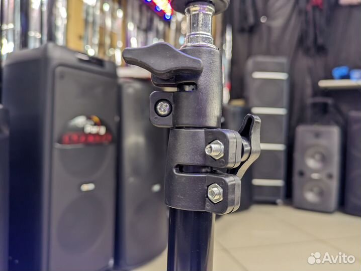 Лампа LED кольцевая 26см со штативом