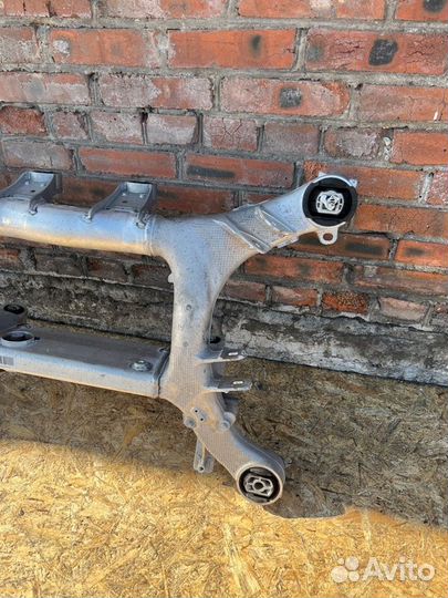 Подрамник задний Bmw 6 Серия Gt G32