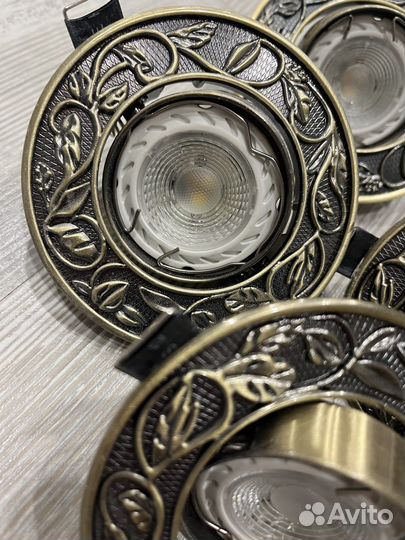 Точечные светильники бу