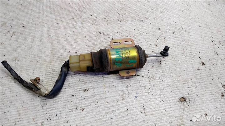 Электропривод замка двери задней правой Toyota 4