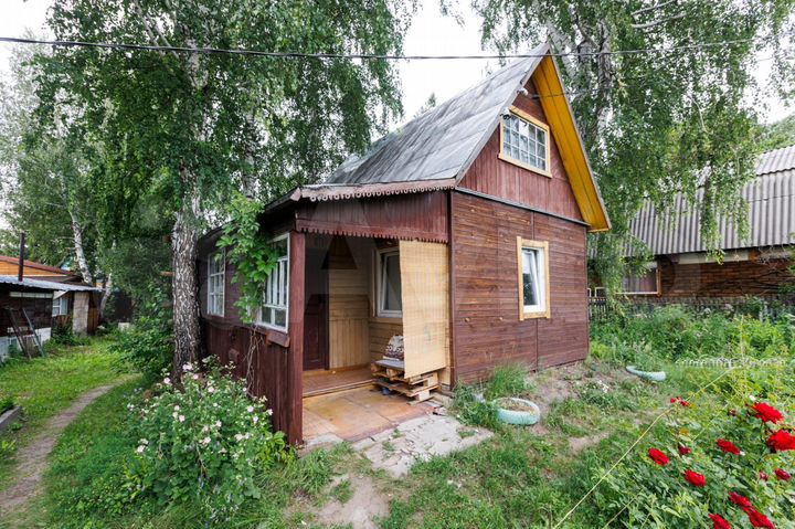 Дача 30 м² на участке 9,58 га