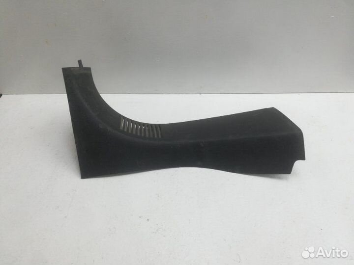 Обшивка багажника левая Ford Fusion 2002-2011