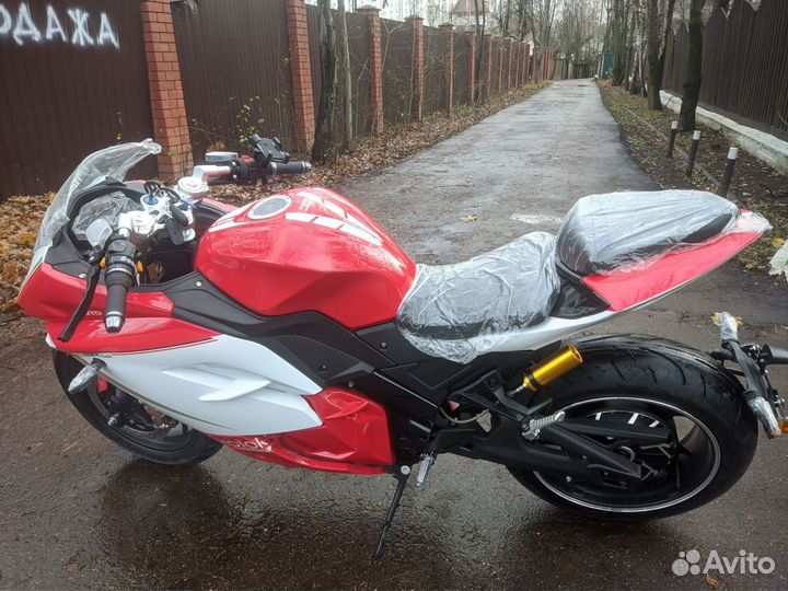 Электромотоцикл Ducati Panigale