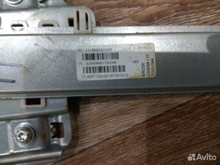 Стеклоподъёмники задние на Ладу Гранту