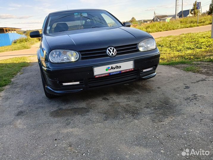 Volkswagen Golf, 2000