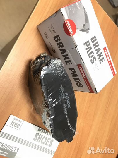 Передние тормозные колодки nissan tiida c11 2007+