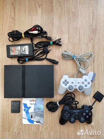 PS2 slim 64gb + беспроводной геймпад + 174 игры
