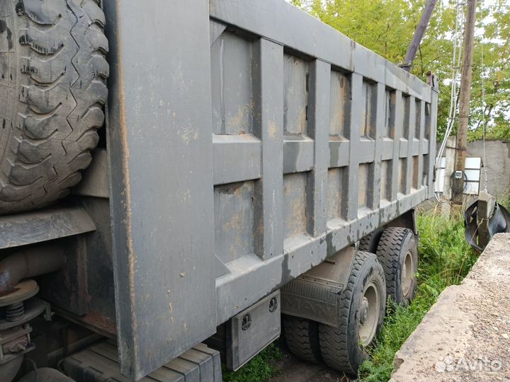 Shacman (Shaanxi) F3000, 2011
