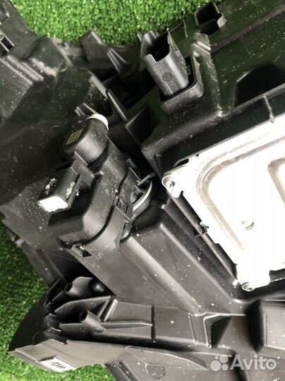 Renault arkana фара левая