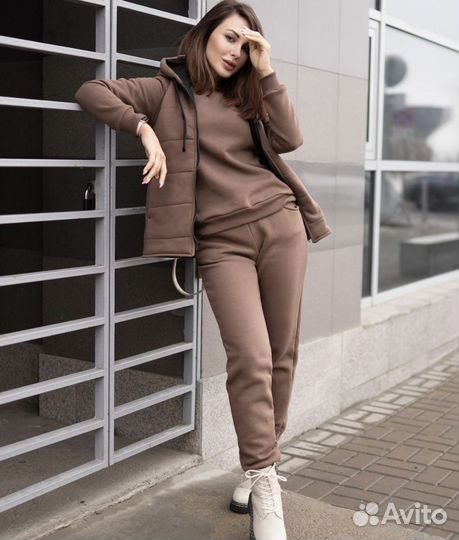 Спортивный костюм женский 3-ка утепленный новый