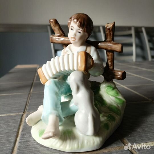 Статуэтка фарфоровая Рококо