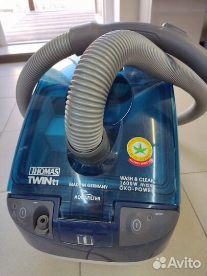 Моющий пылесос Tomas twint1