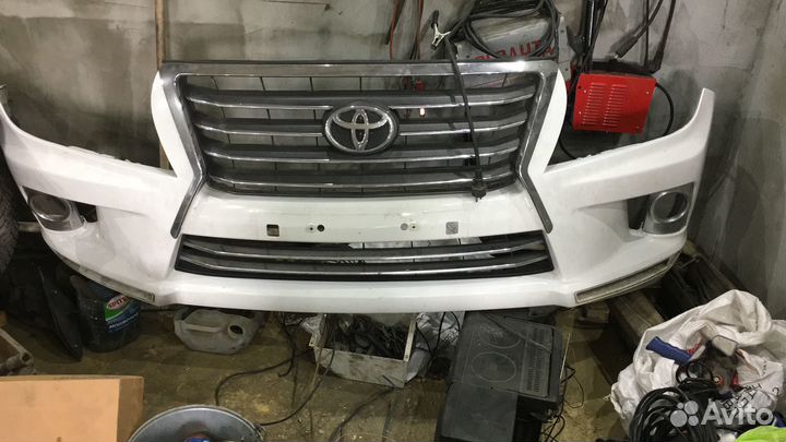 Бампер от тайоты крузак