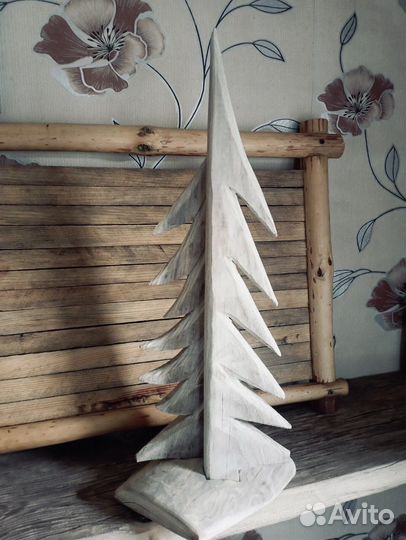 Сувениры из дерева