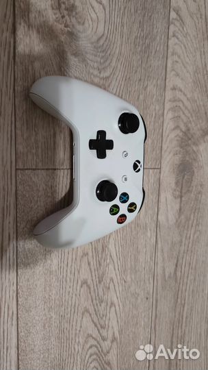 Xbox One s 1tb с играми