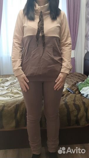 Спортивный костюм для беременных и кормящих