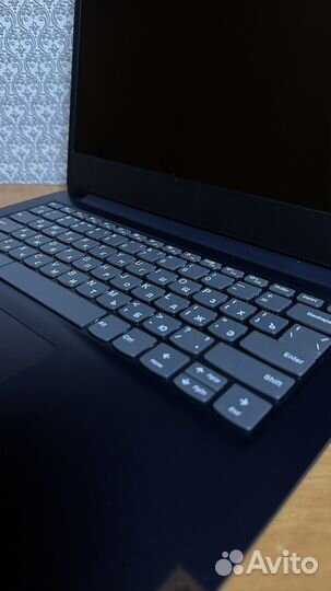 Ноутбук Lenovo