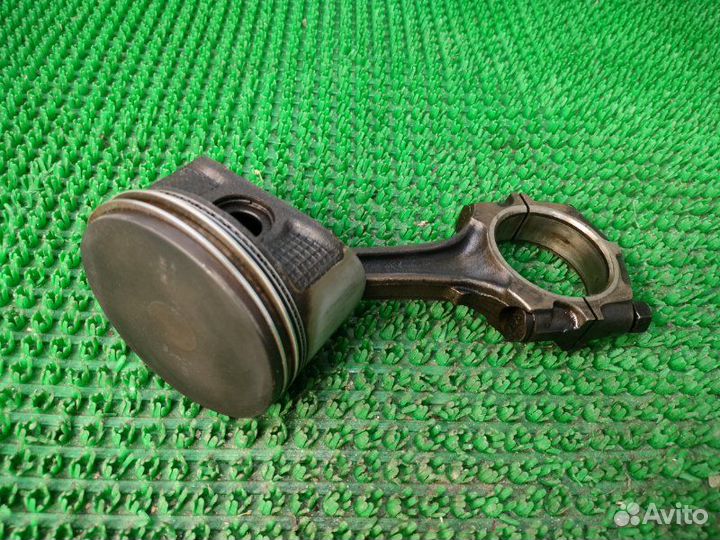 Поршень с шатуном Nissan Primera P11 SR20DE 1998