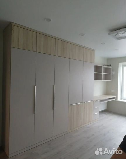 Шкаф для одежды