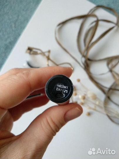 Новая декоративная косметика тушь помада щипцы