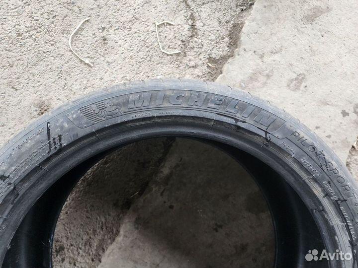 Michelin Pilot Sport 4 S 245/40 R20 102ZR