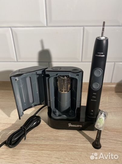 Электрическая зубная щетка philips sonicare