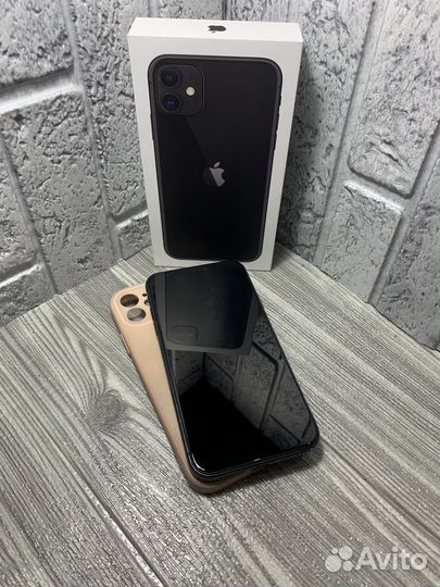 iPhone 11, 64 ГБ