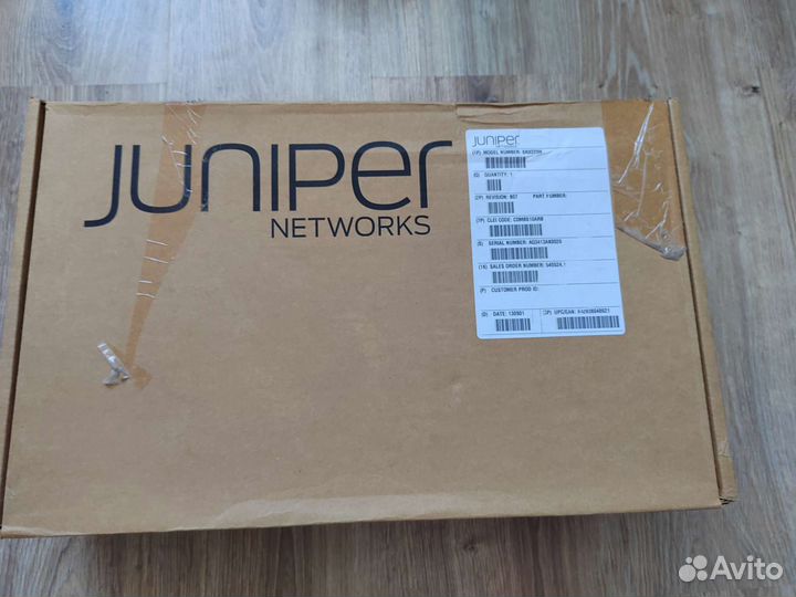 Маршрутизатор juniper srx220 новый