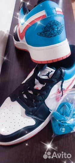Кроссовки Nike