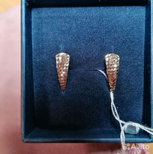 Золотые серьги