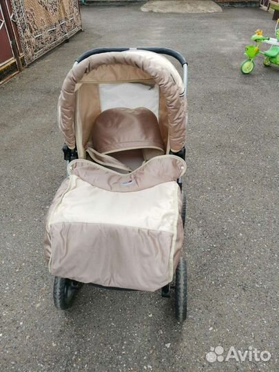 Детская коляска