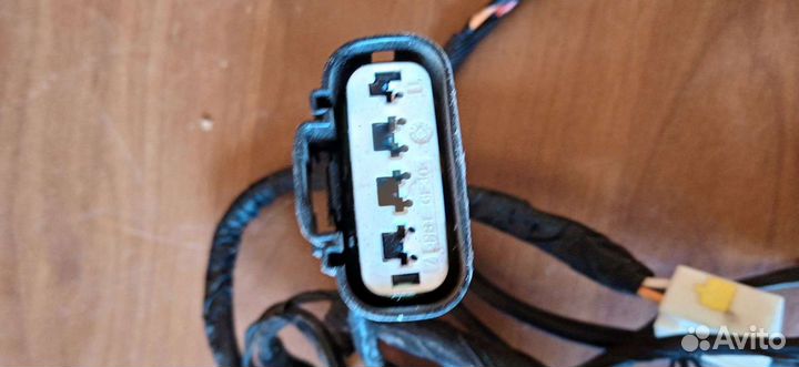 Проводка двери правой передней Hyundai Solaris 2