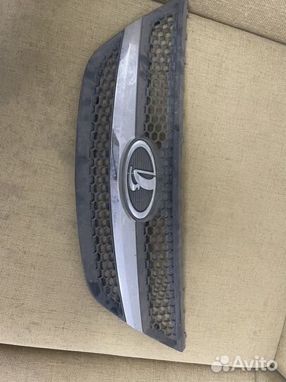 Решетка радиатора Largus