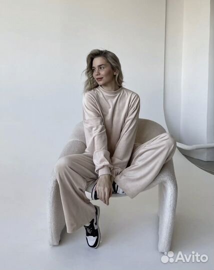 Утепленный женский костюм велюр (до 54 размера)