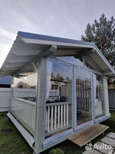 Гибкие окна для веранды беседки