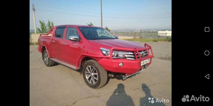 Бампер передний toyota hilux pick up с 2015г