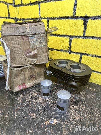 Цилиндры Ява 360 старушка ЧССР новые