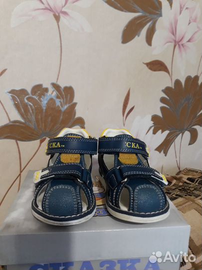 Кожаные сандали 