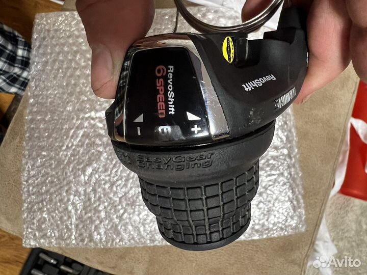Переключатель shimano revoshift 6