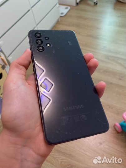 Телефон бу samsung а 32
